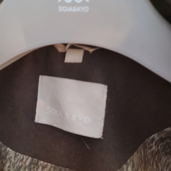 Soia & Kyo Wool boyfriend cut coat with Fox Fur trim - Picture 6 of 9